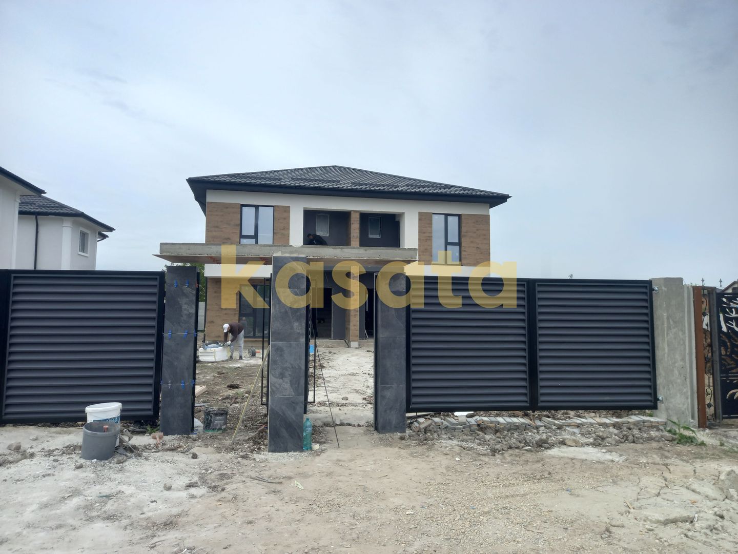 Duplex 4 camere | Bragadiru | curte generoasă, zonă liniștită - Poză 2