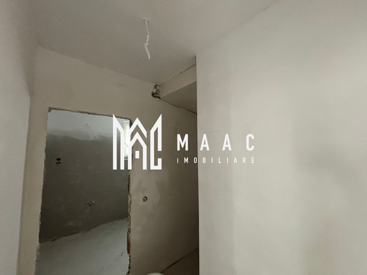 Casa Quadruplex | 4 Camere | 110MPU | Curte 60MP | 2 Balcoane - Poză 9