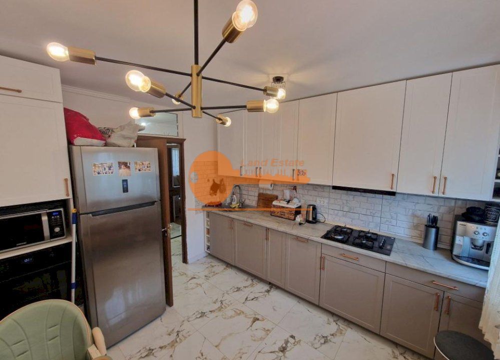 Apartament 3 camere in zona Drumul Gazarului - Bloc Reabilitat - Poză 5