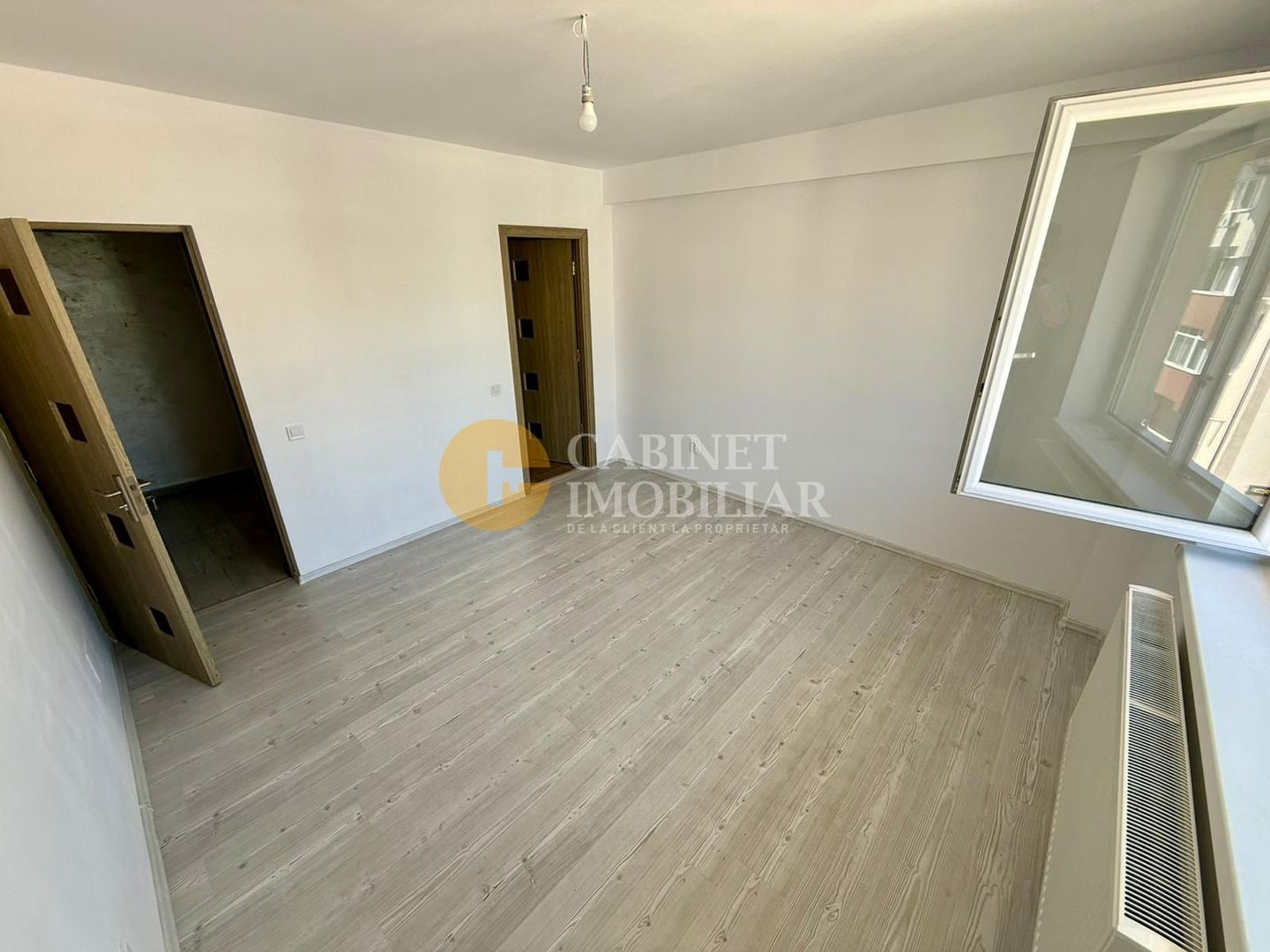 3 CAMERE DECOMANDAT--2 BAI--ROND MALL MOLDOVA - Poză 6