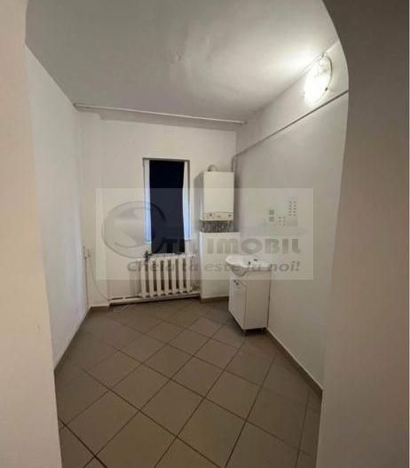 Spațiu comercial de vânzare – Splai Bahlui Mal Drept-105 000 € - Poză 3