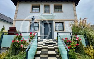 Casă de vânzare cu 6 camere in cartierul Tineretului, Oradea