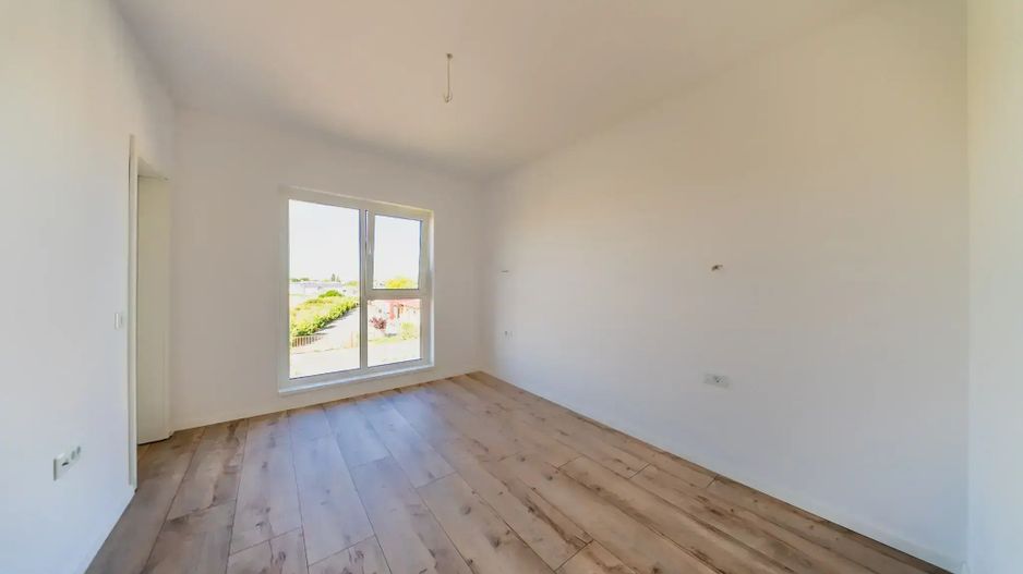 Apartament 3 camere de vanzare zona Micalaca - Poză 8