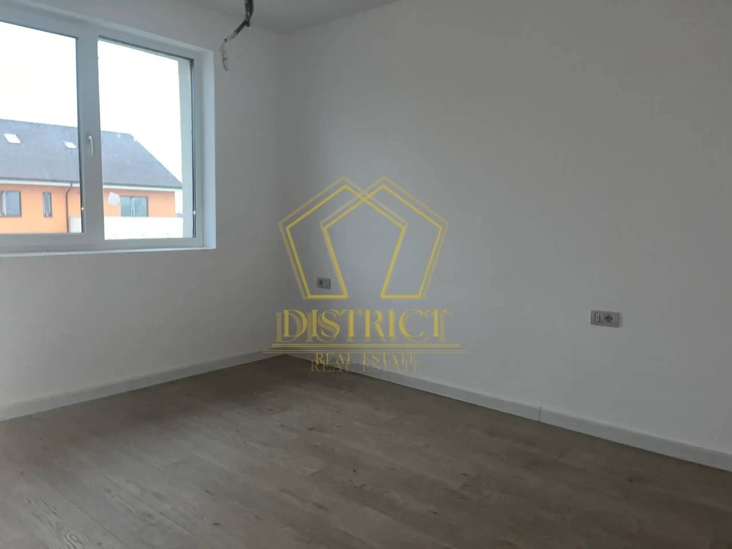 Apartament superb cu trei camere I Giroc - Poză 2