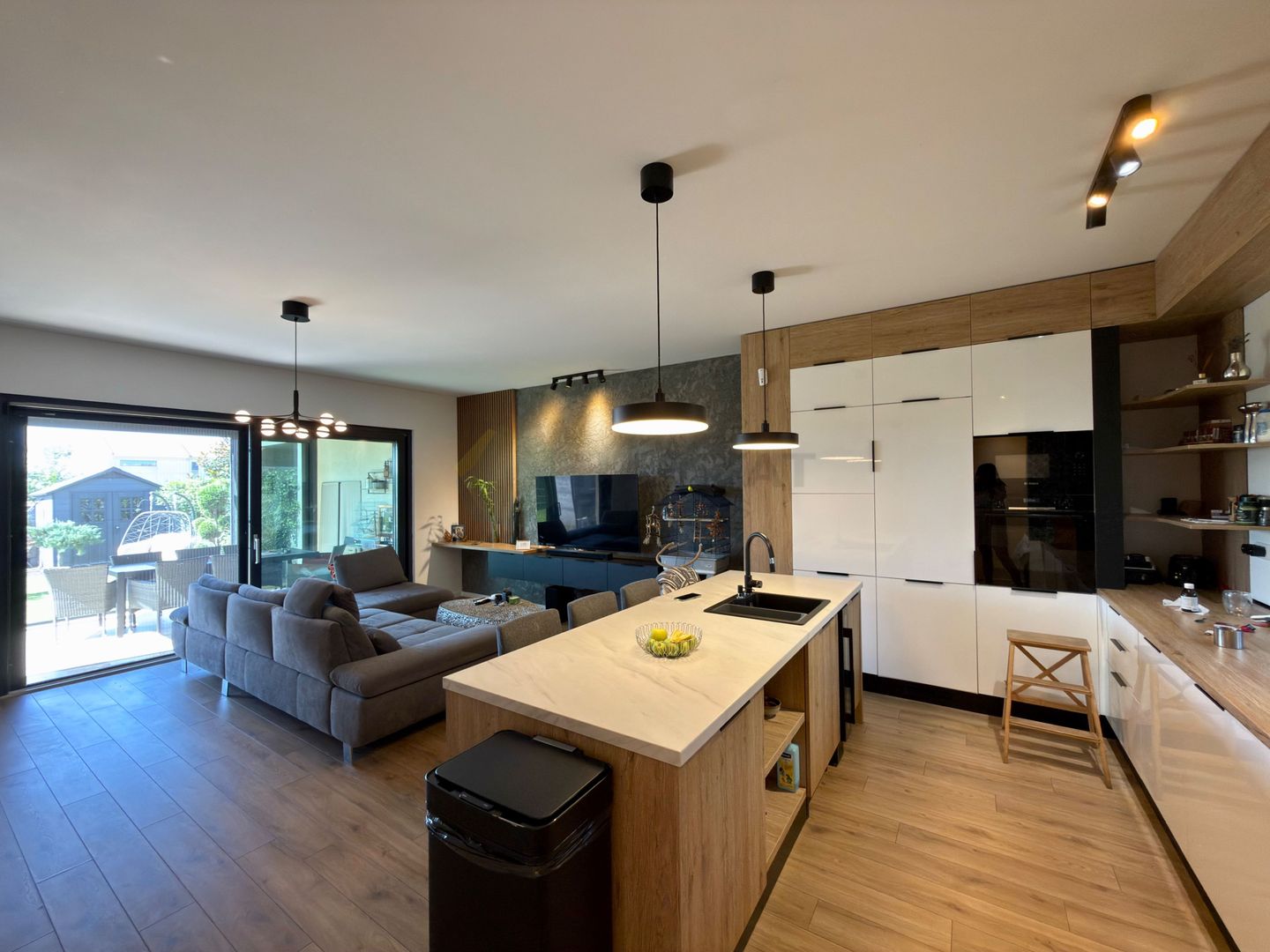 Vila 3 camere in stil scandinav, gata de mutare - Poză 12