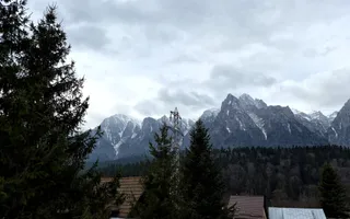 Apartament cu 2 camere 65,10 mp + 30 mp pod - vedere la muntii Caraiman Busteni - Poză 16
