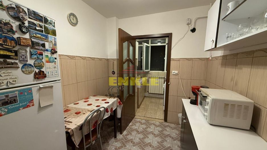 De vanzare apartament cu doua camere, zona Bucovina - Poză 5