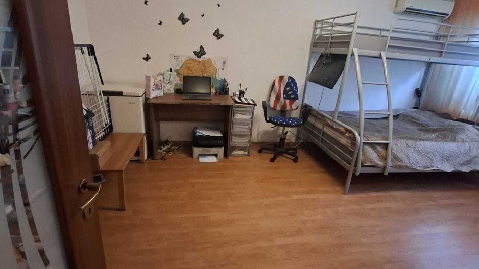 De vanzare apartament de 2 camere langa metrou 1 Decembrie, pret negociabil - Poză 1