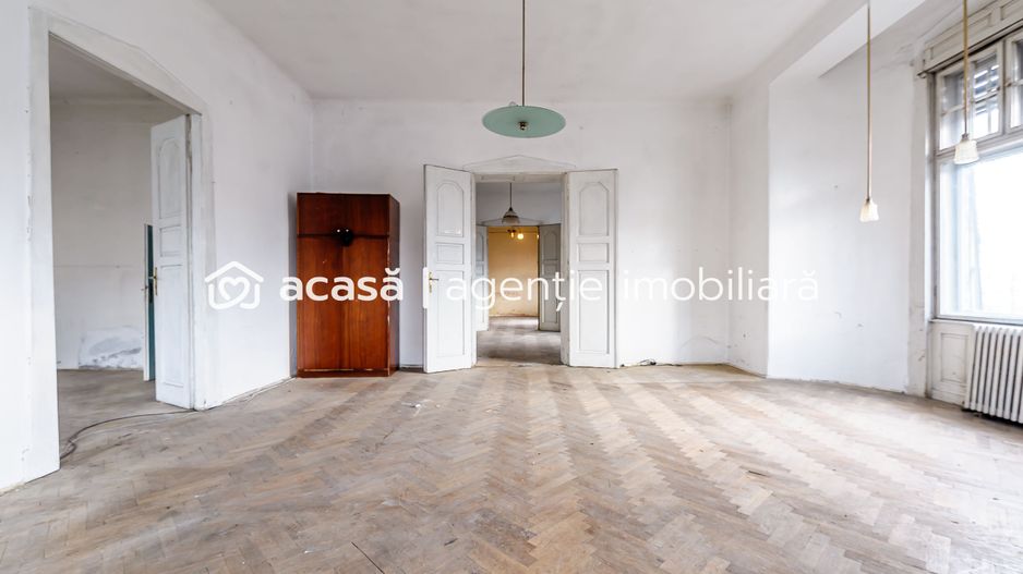VÂNDUT! Apartament 4 camere, etaj 1, în Palatul Steiner, Arad - Poză 8