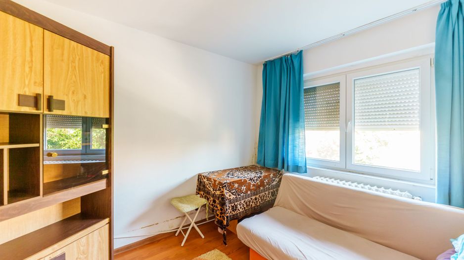 Apartament cu 3 camere de închiriat Vlaicu - Poză 9