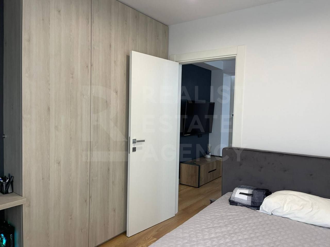Chirie, apartament 2 camere 80 mp , bd. Decebal, Botanica - Poză 8