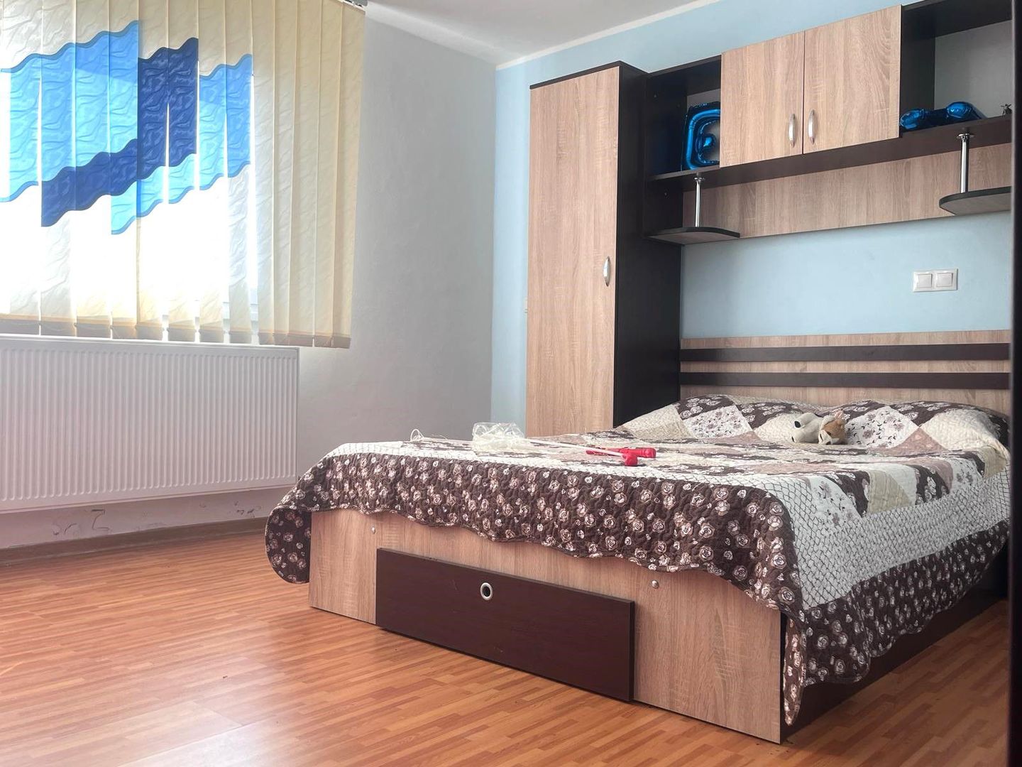 Priveliste frumoasa! Vanzare casa cu 3 camere in Sotanga! - Poză 12