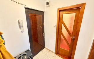 Garsonieră practică și accesibilă în zona Buziașului - Poză 7