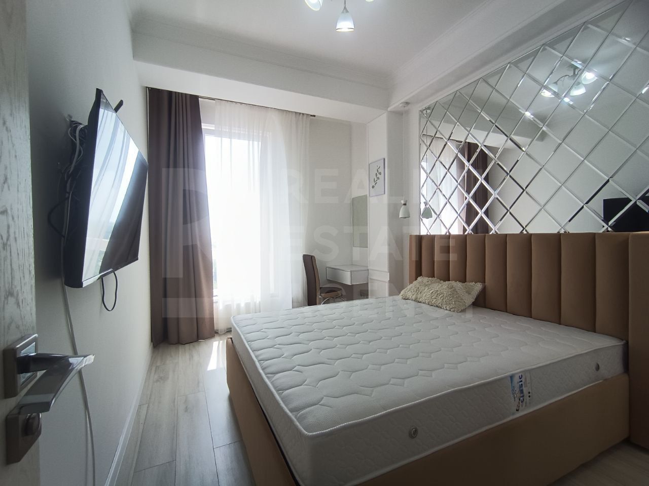 Chirie, apartament, 2 camere, strada Tudor Strișcă, Botanica - Poză 1