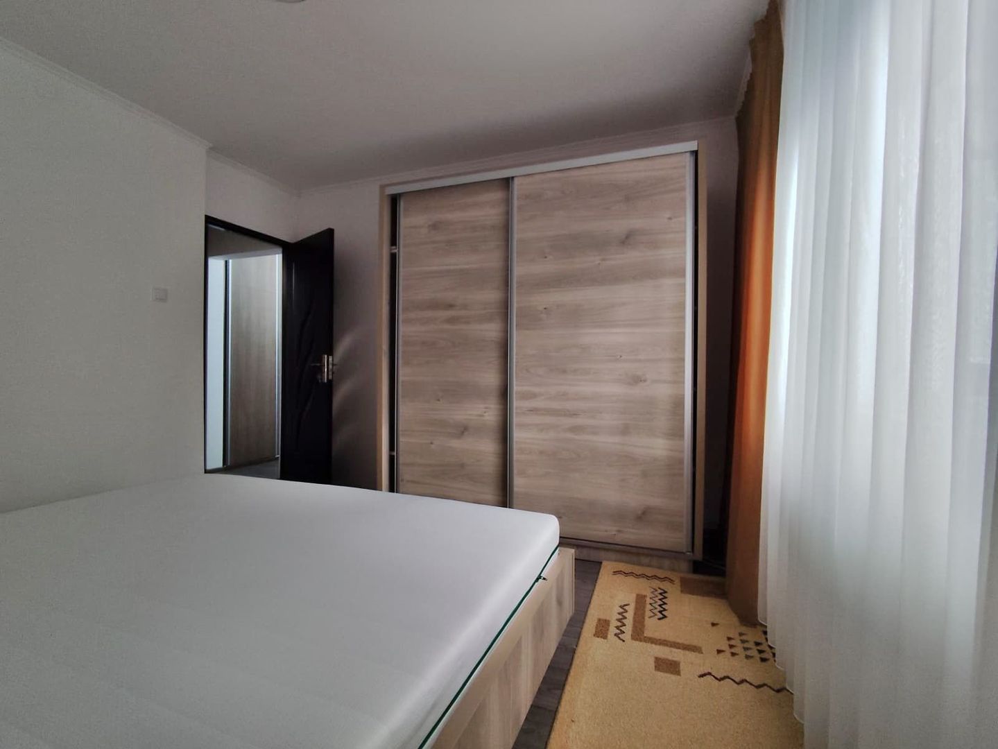 Apartament cu 2 camere de inchiriat, str. Aluminei, Oradea - Poză 4
