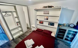Apartament modern 2 camere, 2 balcoane, parcare, lift – Centru (Iordachi Lozonschi 8) – închiriere scurtă 15 iunie–15 august - Poză 4