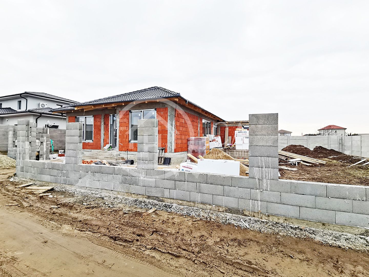 Casa de vanzare cu 4 camere in Oncea, Oradea - Poză 2