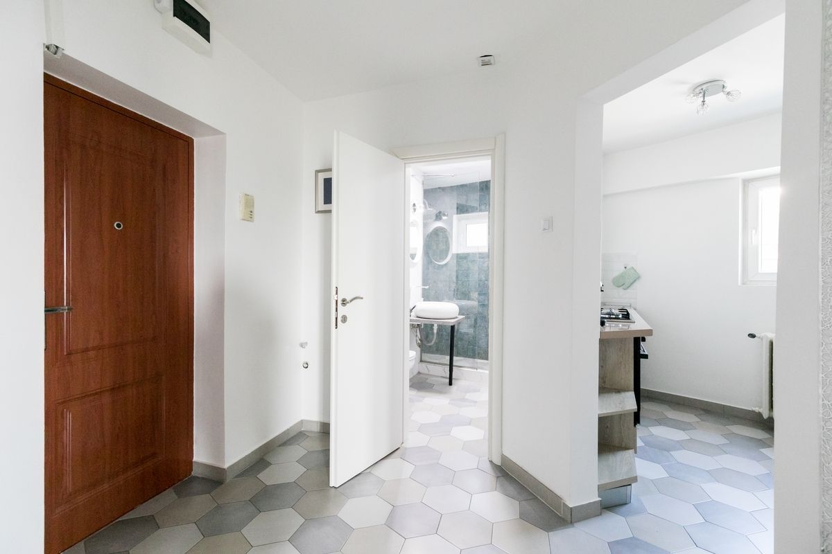 Inchiriere garsoniera Unirii, Design Premium, 200m metrou, 2 balcoane - Poză 7