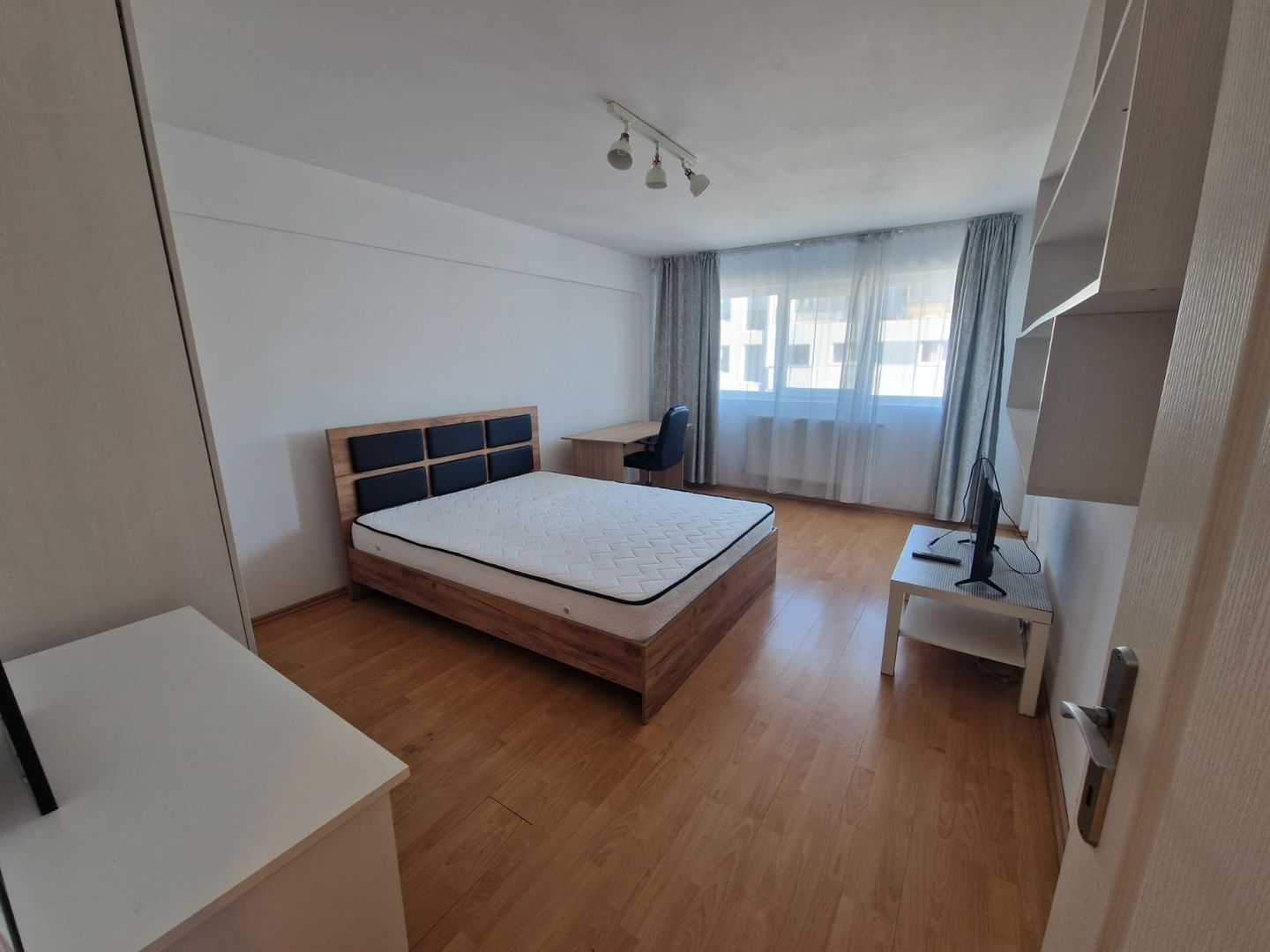 Apartament 1 camera, decomandat, 38 mp, str Calea Turzii - Poză 3