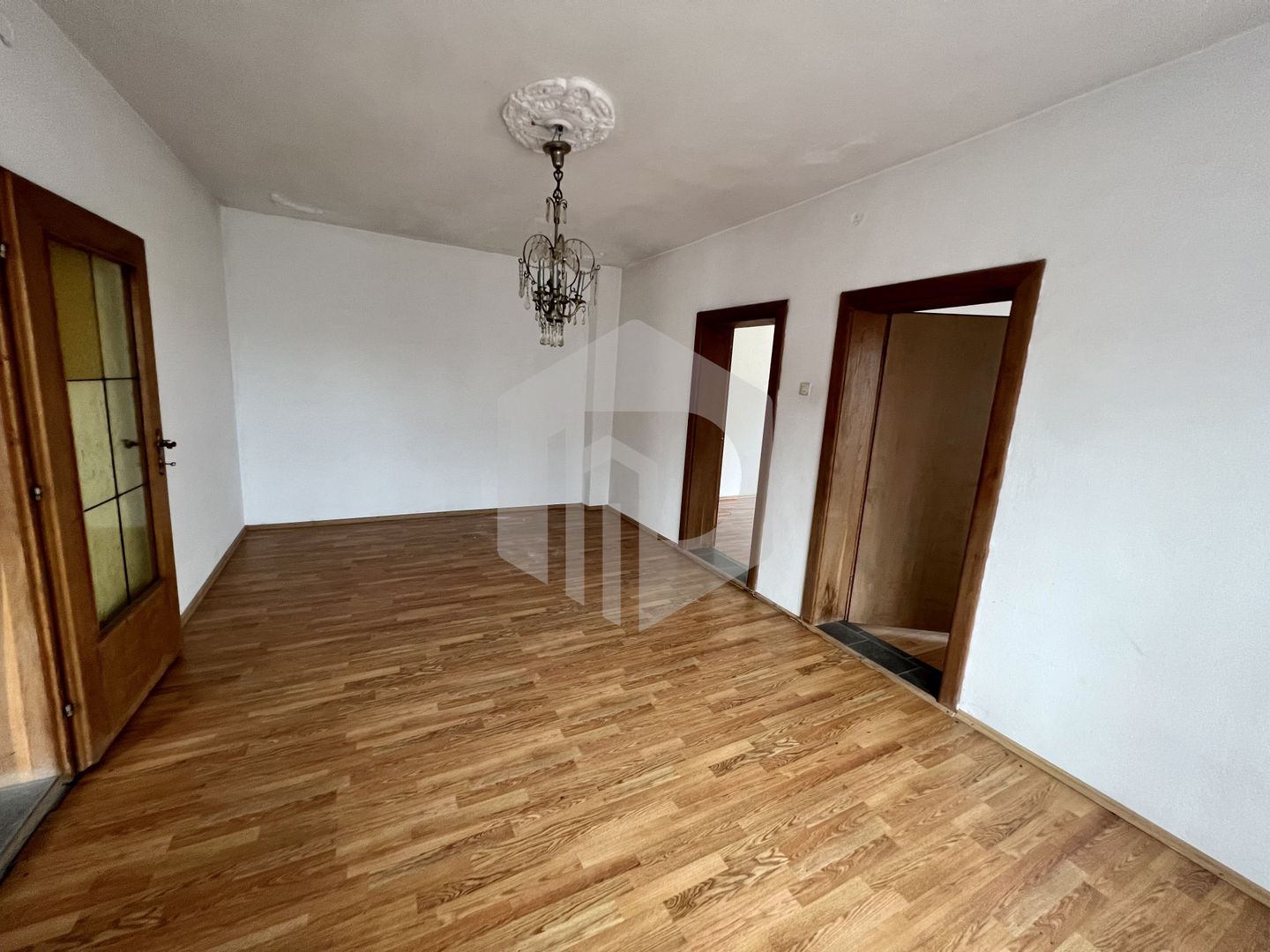 Casa individuala+ curte. Zona Lazaret/Balanta/ 3 Apartamente - Poză 10