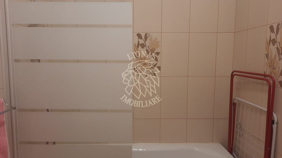 Apartament decomandat 2 camere-terasa 10 mp-etaj 1-Zona Centrala - Poză 8
