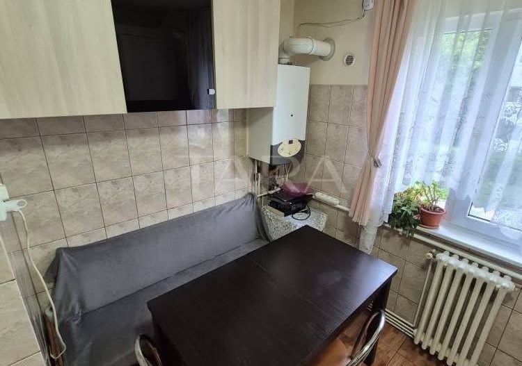 Apartament cu 3 camere, etaj intermediar, zona Penny, Mănăștur. - Poză 1