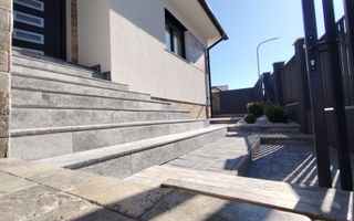 Casa cu garaj, pivnita, curte mare - Poză 14