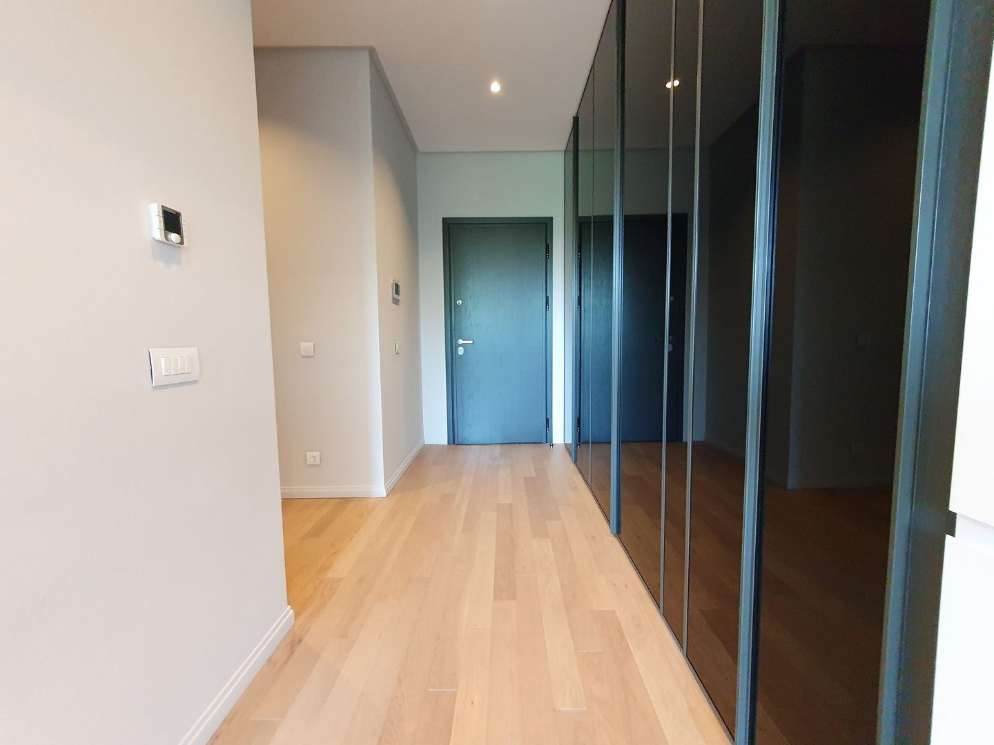 Inchiriere Apartament 3 camere Exclusive lifestyle in One Rahmaninov - Poză 12