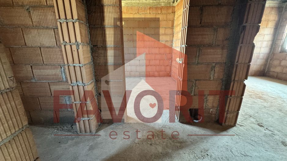 Duplex cu 4 camere de vanzare - Mosnita Noua. Zona Excelenta. - Poză 9