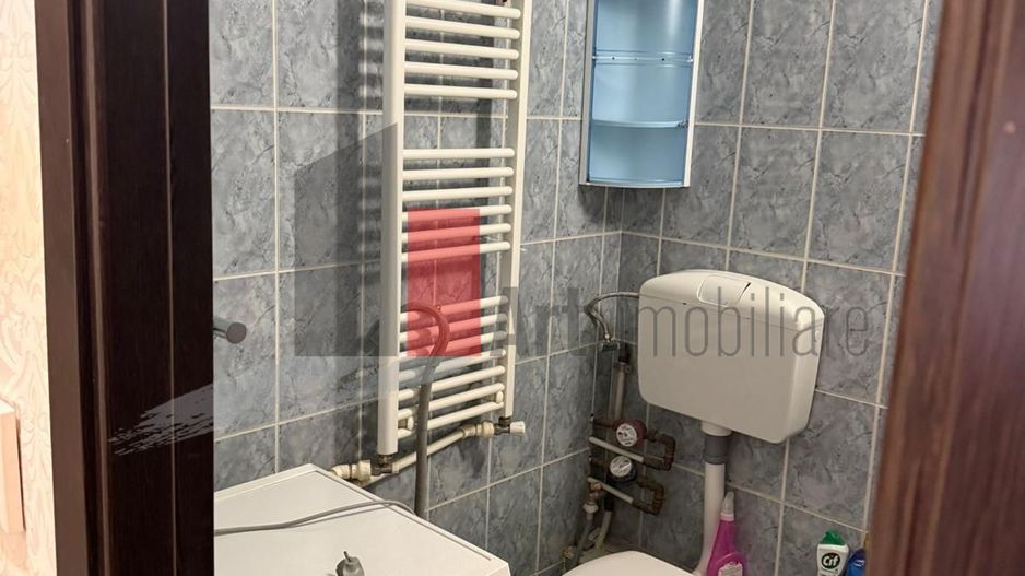 Apartament 2 camere Moinesti - Poză 8