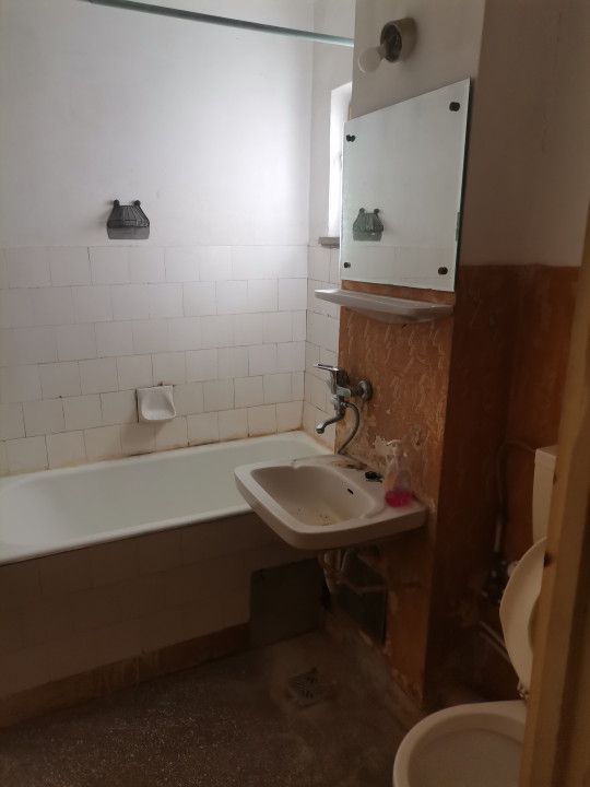 Inchiriere apartament 4 camere pentru cazare muncitori - Poză 4