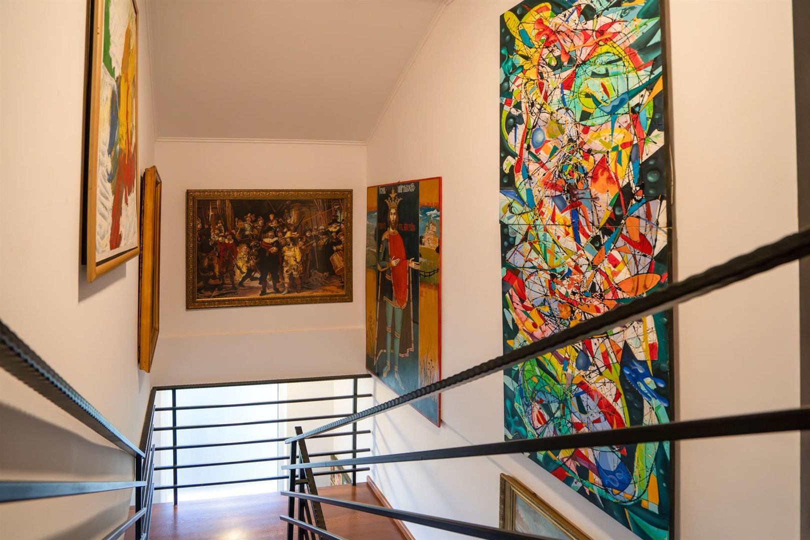 Pensiune cu 12 camere in Baile 1 Mai - Poză 12