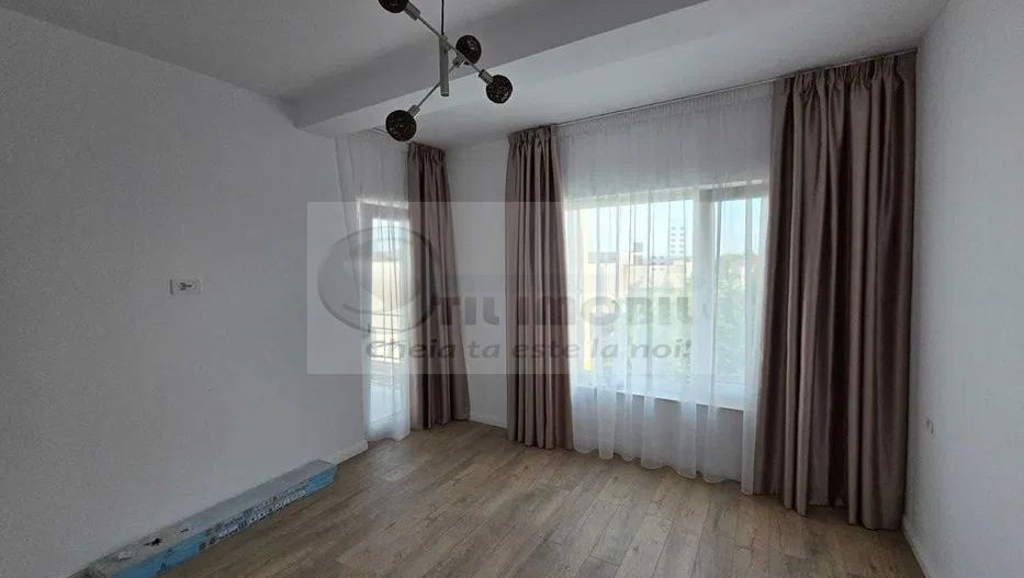 Casa/Vila de inchiriat - 800 euro - Poză 4