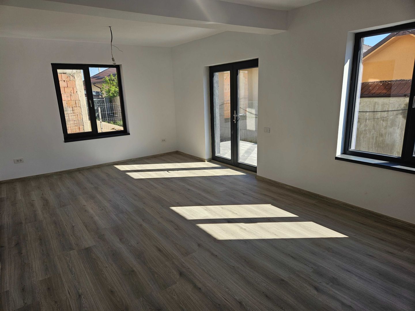 Casa nemobilata noua- Clinceni - Poză 2