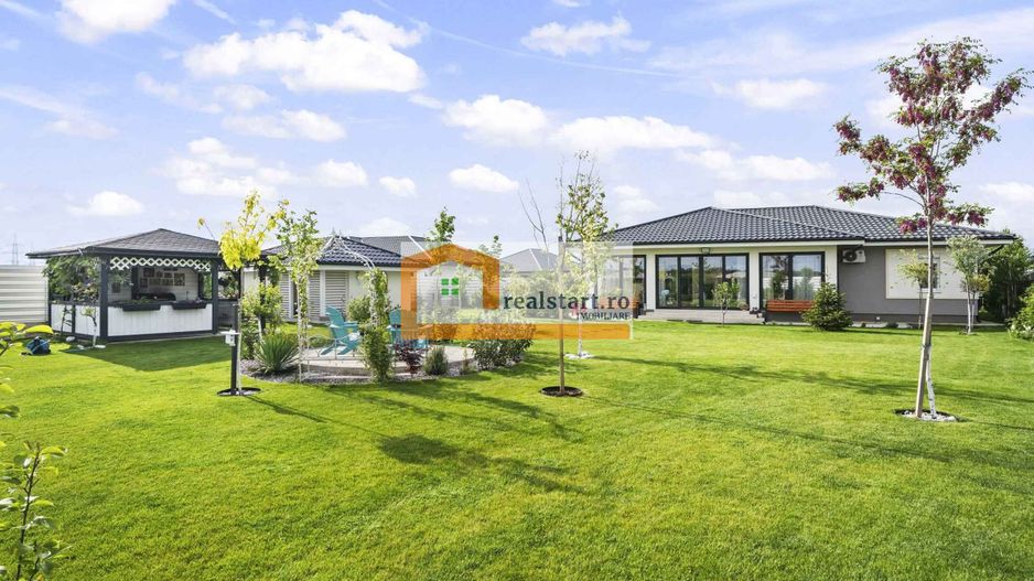 Langa Padure, Vila P+Pod , 1500mp teren,  terasa 40mp,  complex securizat - Poză 31