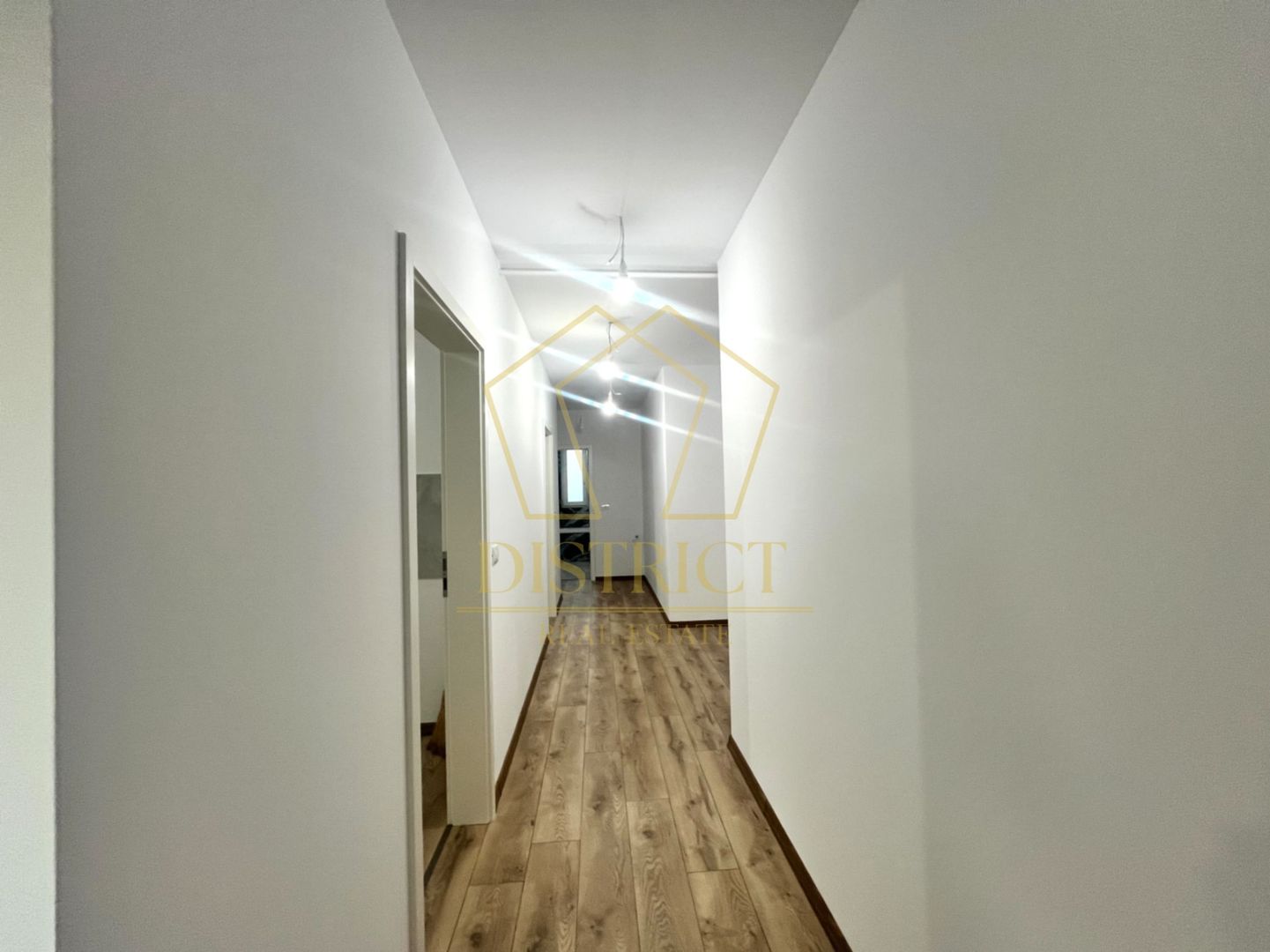 Apartament superb cu 3 camere si gradina de 73mp I Giroc - Poză 6