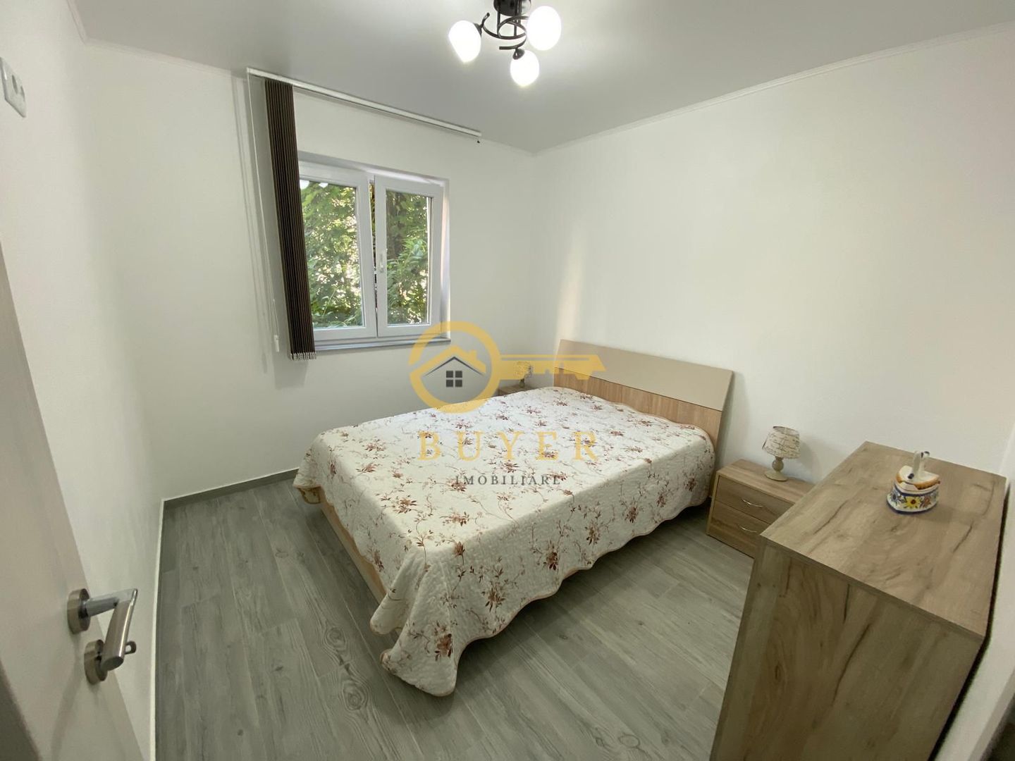 Apartament de inchiriat cu 3 camere pe Aleea Fratii Buzesti- Renovat - Poză 1