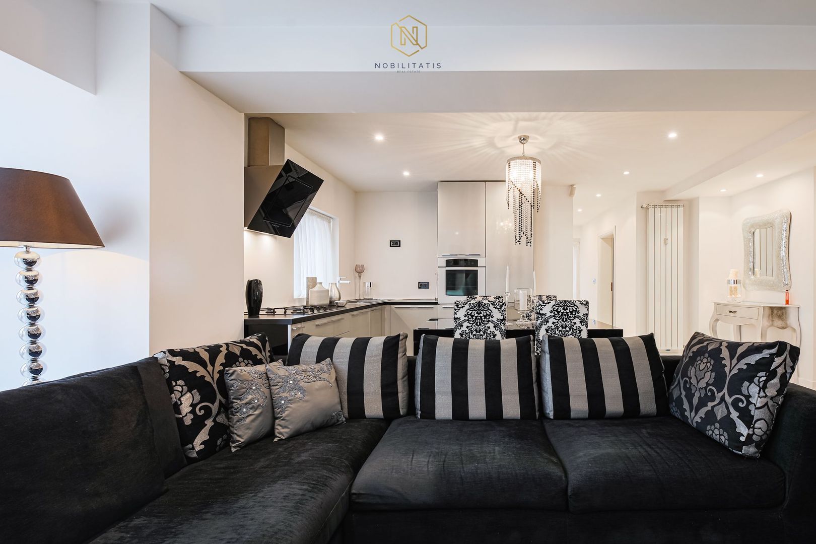 VANDUT - Apartament 3 camere | Segmentul Lux | Vedere Panoramica - Poză 7