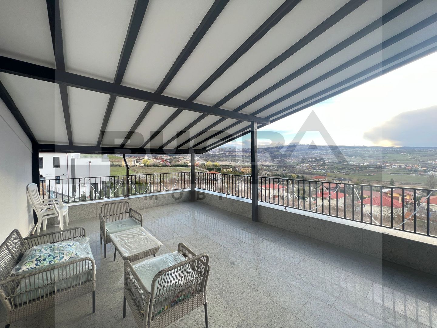 Duplex, 120mp, 2 locuri de parcare, panorama, petfriendly, Borhanci - Poză 1