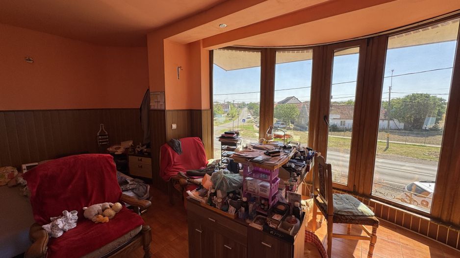 Casa Individuala Becicherecu Mic,P+E,8 Camere,6 Bai,Multiple Anexe - Poză 19