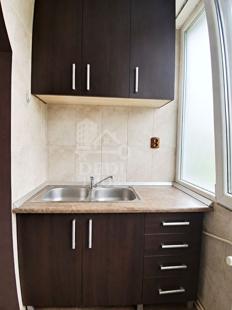 Apartament 3 camere de vânzare in zona Decebal, Oradea - Poză 6