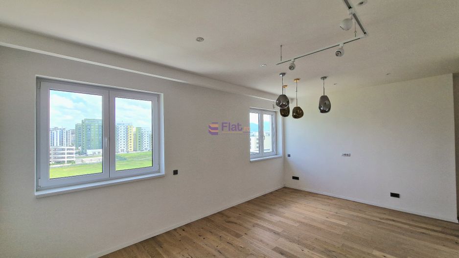 Comision 0 Penthouse 3 Camere 104 mp.  Terasa 43 mp. Tractorul - Poză 13