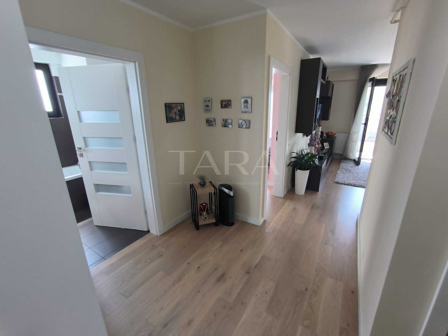 Apartament 4 camere, terasă 30 mp, parcare subterană – Europa - Poză 4