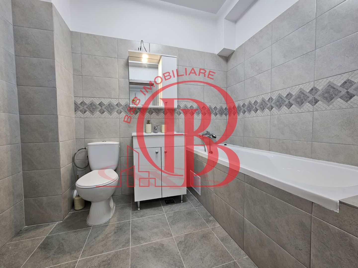 Garsoniera Prima Inchiriere Mobilata Utilata 12 min Teclu - Poză 5