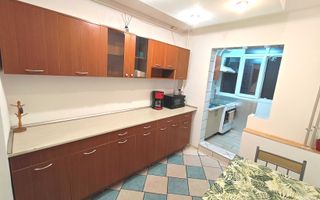 Inchiriere Apartament 3 camere- 5 min Metrou Apărătorii Patriei - Poză 4