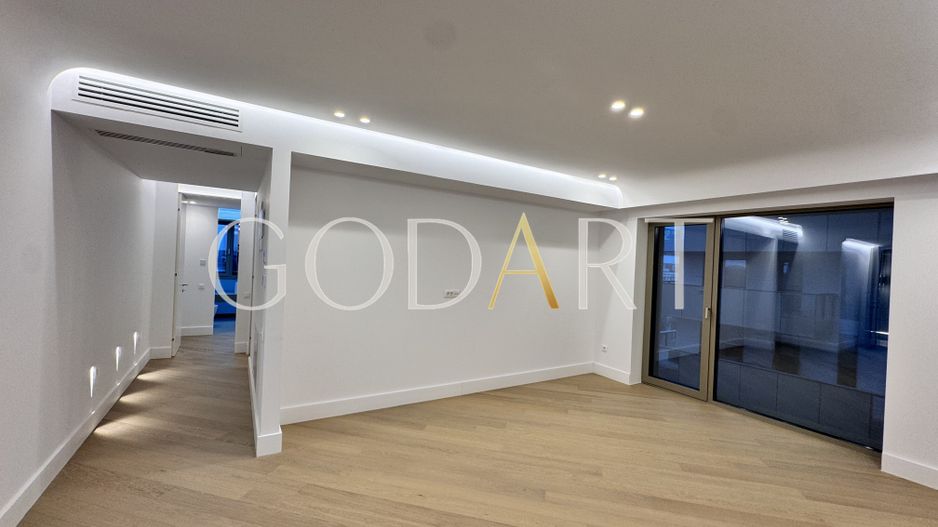 Apartament exclusivist | 3 camere | Cortina 126 - Poză 1