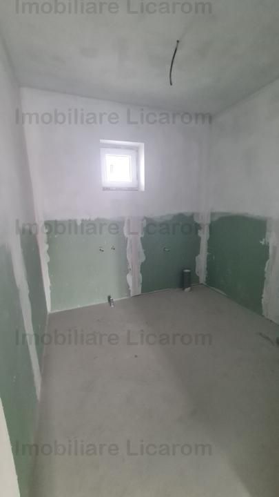 Vila Stupini P+E, 5 camere,curte,acces auto.(Parte Duplex) - Poză 8