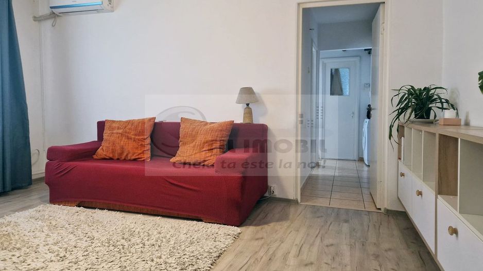 Apartament 3 camere SD, et. 2, Zimbru, mobilat și utilat 95.000 euro - Poză 2