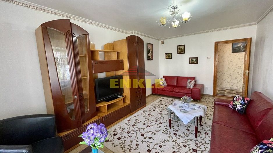 Apartament cu 4 camere de închiriat, etaj 3 - Poză 4