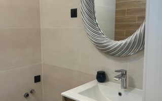 Garsoniera superba, mobilata si utilata complet - Poză 11